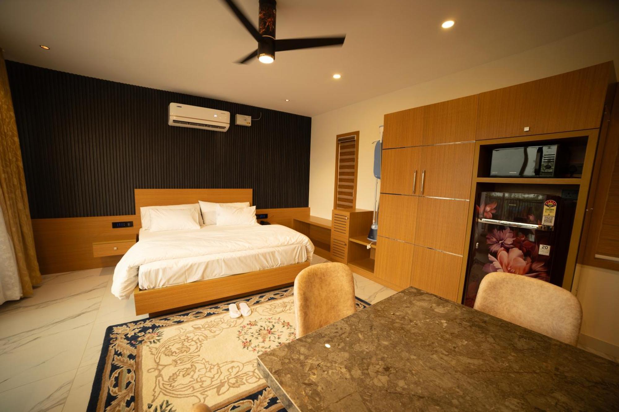 S Cross Munroe Island Resort Mundrothuruth Εξωτερικό φωτογραφία