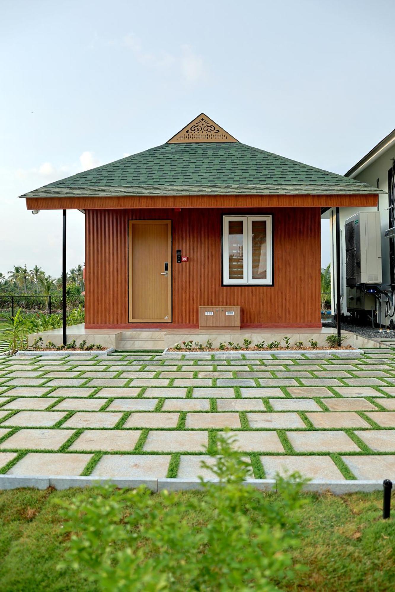 S Cross Munroe Island Resort Mundrothuruth Εξωτερικό φωτογραφία