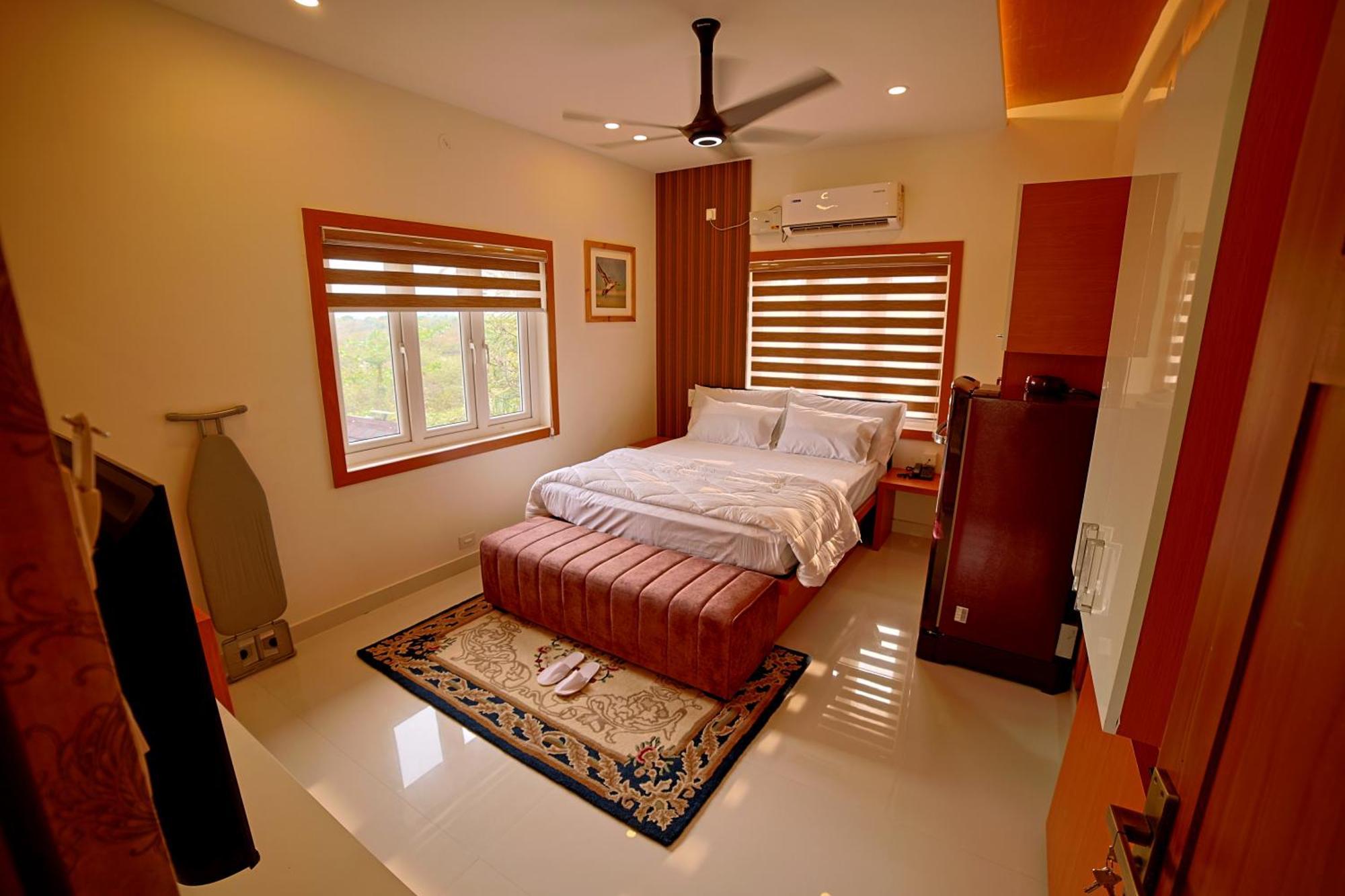 S Cross Munroe Island Resort Mundrothuruth Εξωτερικό φωτογραφία